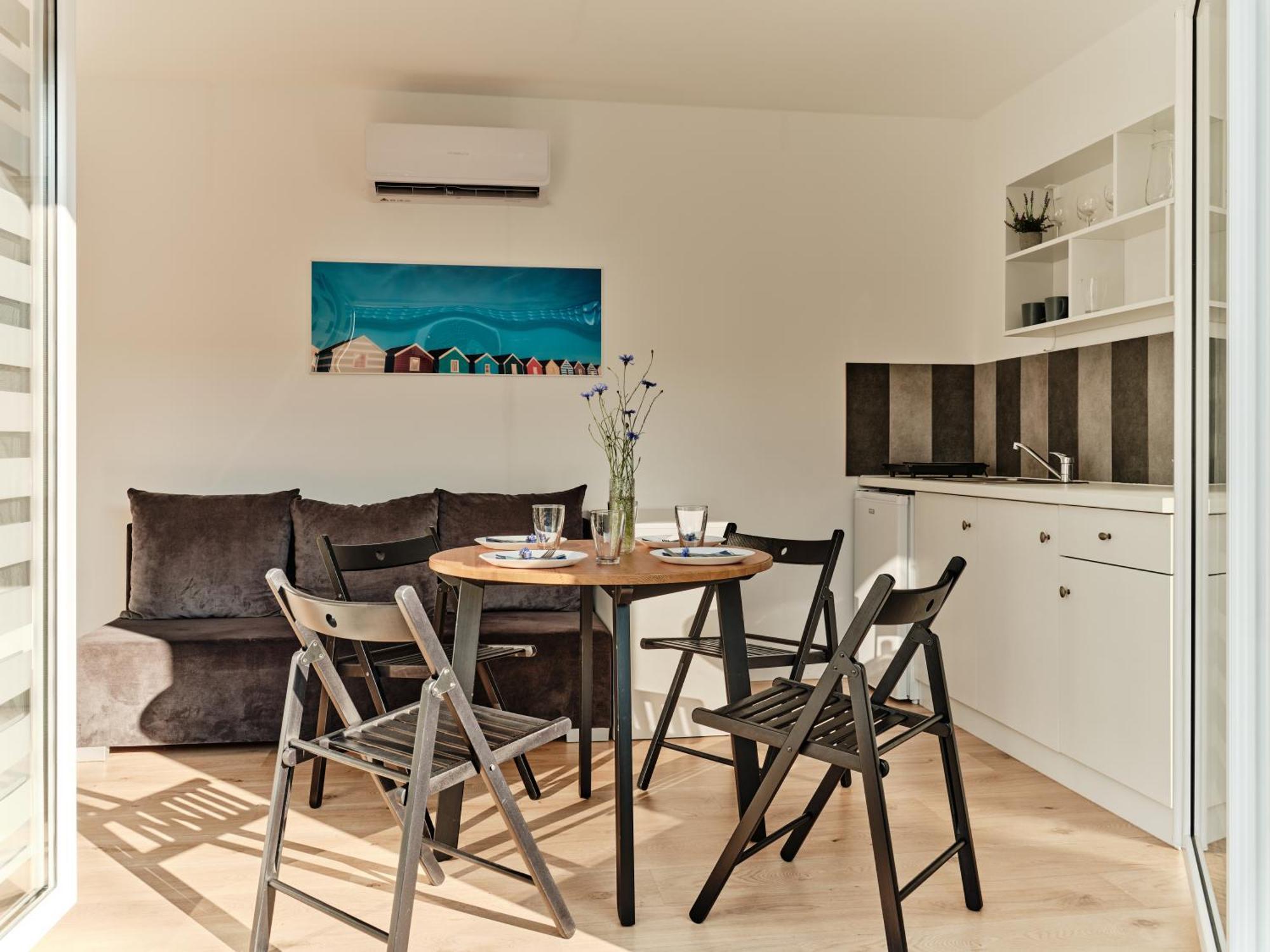 Scandi Village Zator Exteriör bild